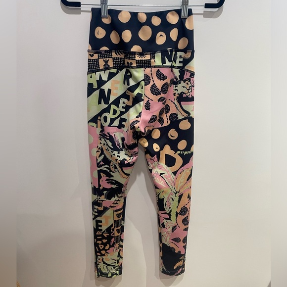 Adidas x Farm Rio Legend Ink Multicolored Leggings Size Small NWOT - Picture 2 of 4